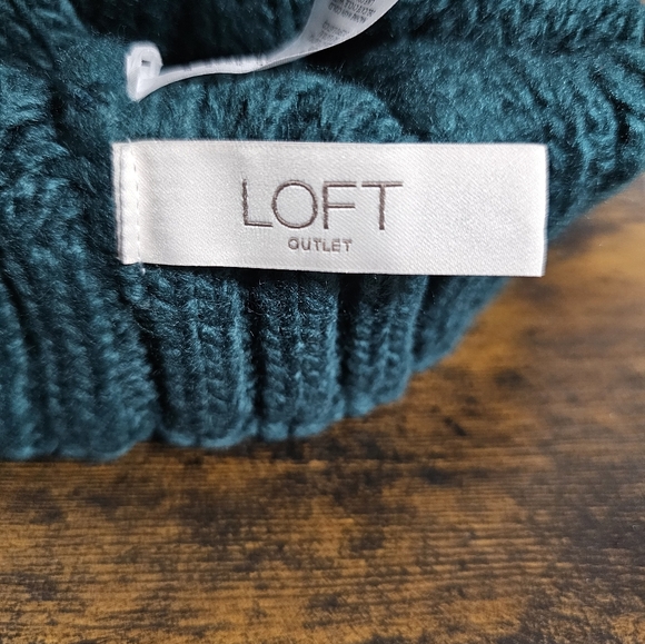 LOFT Teal Knit Hat with Pom Pom - Picture 2 of 4